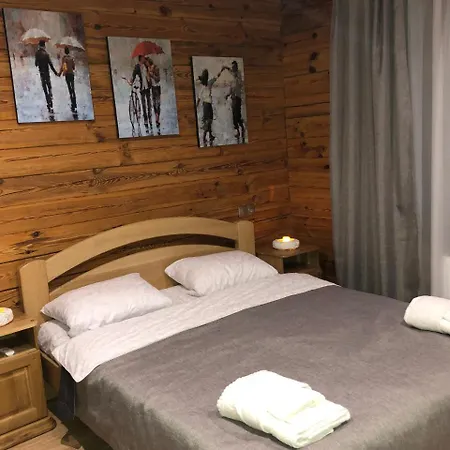 Golden Nest Yablunytsia