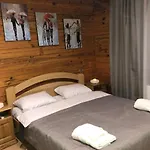 Golden Nest Yablunytsya