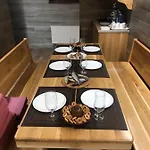 Golden Nest * Yablunytsya